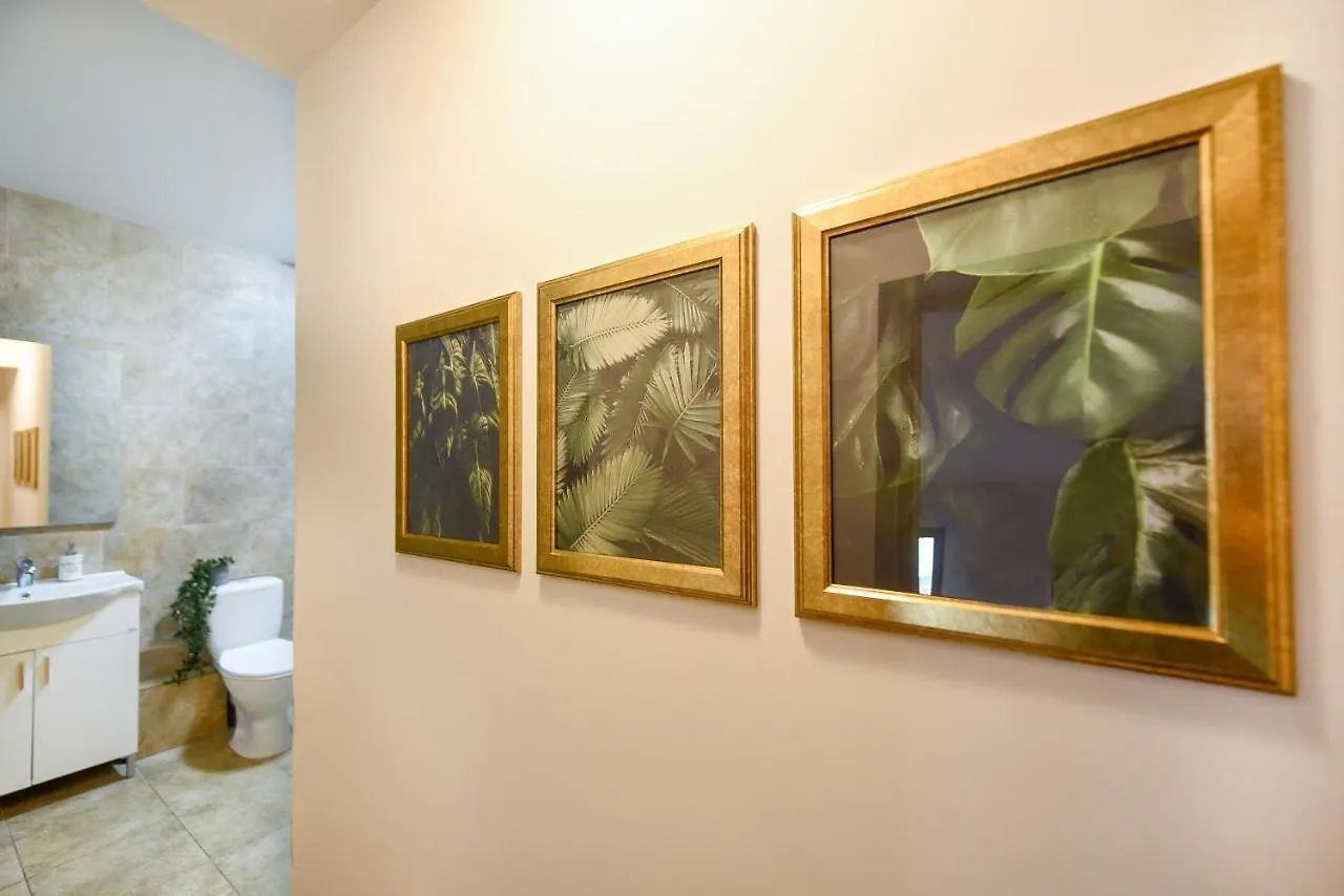 Plants Attic Studio - Best Location - Old Town Bucharest Apartment